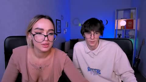 your bunny12 online show from 11-28-25, 01:14