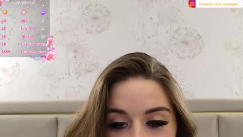 Gigi online show from 02-24-25, 04:15