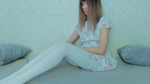 Lily online show from 02-24-25, 05:22