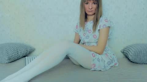 Lily online show from 02-25-25, 12:24