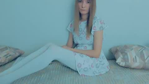 Lily online show from 10-06-25, 08:12