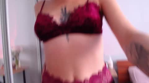 Snapshot of your_corvus chatting on 09-11-25, 08:14 your_corvus online show from 09-11-25, 08:14