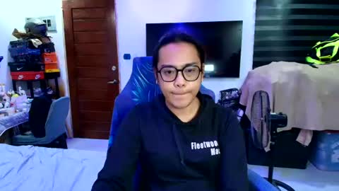 Snapshot of your_dreamgirlxxx69 chatting on 07-31-26, 10:14 your_dreamgirlxxx69 online show from 07-31-26, 10:14