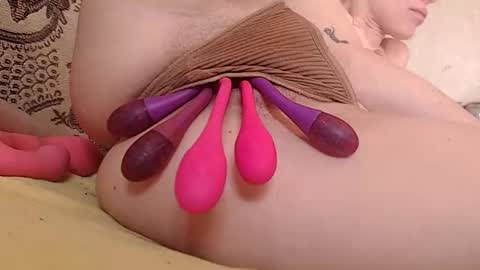 Emily online show from 02-19-26, 09:05