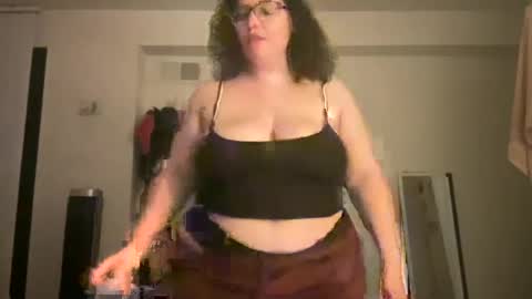 Snapshot of your_favorite_toy91231 chatting on 06-18-26, 03:18 your_favorite_toy91231 online show from 06-18-26, 03:18