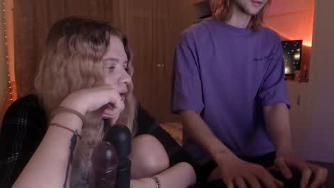 Your Horny Friends online show from 02-02-25, 03:49