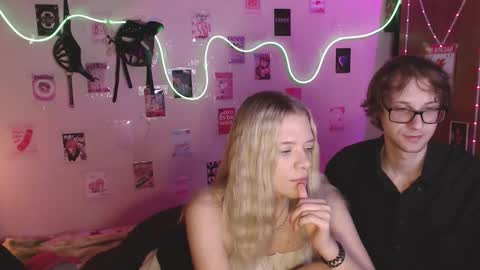 Your Horny Friends online show from 10-12-25, 04:39