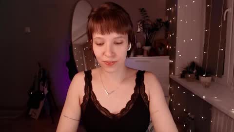 Snapshot of your_hot_ex chatting on 11-13-25, 07:46 Alex and Kris long hair online show from 11-13-25, 07:46