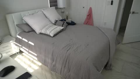 Siebel. online show from 02-12-25, 07:02