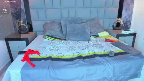 Snapshot of your_lady_milf chatting on 06-19-26, 07:28 your_lady_milf online show from 06-19-26, 07:28