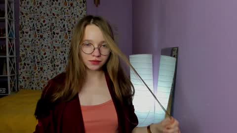 Leslie online show from 01-23-25, 01:13