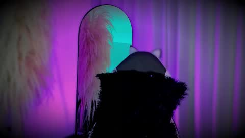 Cami independent model online show from 03-04-26, 08:53