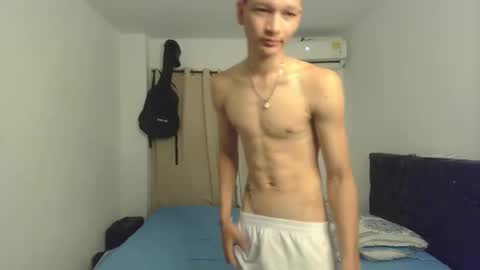 your_master7 online show from 03-27-26, 04:51