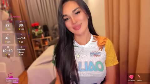 Snapshot of your_other_halfxx chatting on 04-29-26, 05:55 Miss Larah online show from 04-29-26, 05:55