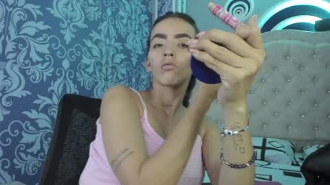 Salome online show from 01-10-25, 07:54