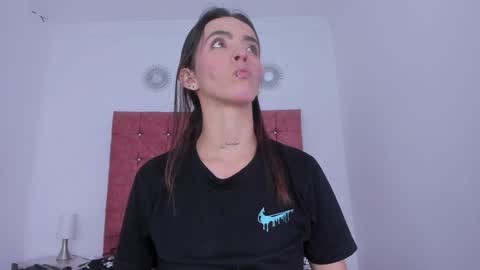 Salome online show from 01-24-25, 04:59