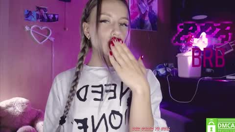 Alice  online show from 01-11-26, 11:43