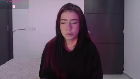 Snapshot of your_rosalie chatting on 09-12-25, 04:45 your_rosalie online show from 09-12-25, 04:45