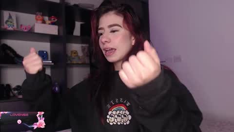 Snapshot of your_rosalie chatting on 10-04-25, 05:38 your_rosalie online show from 10-04-25, 05:38