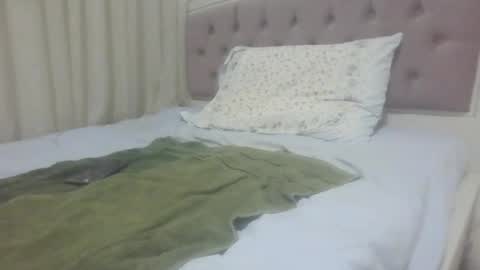 Sissy Sara online show from 07-06-26, 06:43