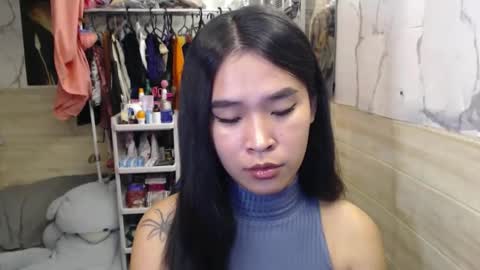 your_twinkletoes18 online show from 04-16-26, 05:58