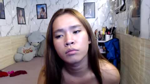 your_twinkletoes18 online show from 07-14-26, 10:37
