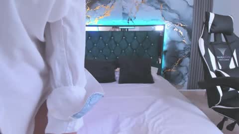 Salome online show from 02-19-26, 07:10