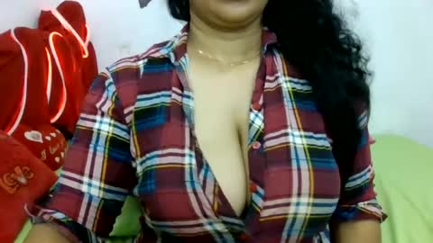 Snapshot of yourashawari chatting on 06-16-26, 01:52 yourashawari online show from 06-16-26, 01:52