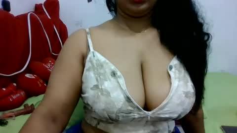 Snapshot of yourashawari chatting on 07-05-26, 02:07 yourashawari online show from 07-05-26, 02:07