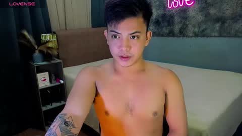 Snapshot of yourasian_bradley chatting on 01-19-26, 04:11 yourasian_bradley online show from 01-19-26, 04:11