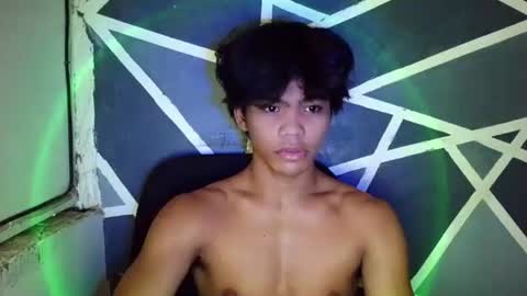 Snapshot of yourboycumrain chatting on 06-29-26, 02:07 rainy online show from 06-29-26, 02:07