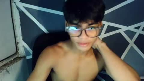 Snapshot of yourboycumrain chatting on 07-10-26, 10:34 rainy online show from 07-10-26, 10:34