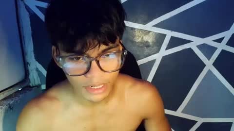 Snapshot of yourboycumrain chatting on 07-13-26, 12:46 rainy online show from 07-13-26, 12:46