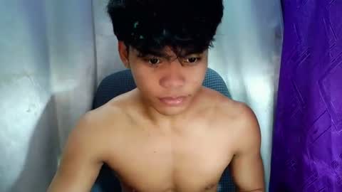 Snapshot of yourboycumrain chatting on 07-31-26, 10:42 rainy online show from 07-31-26, 10:42