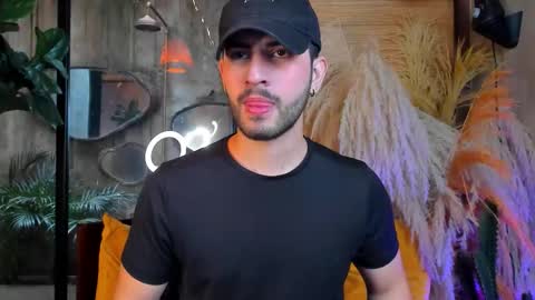 YOURBOYNEXTDOOR online show from 01-14-26, 07:30