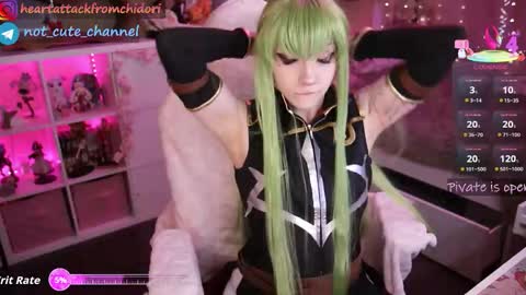 Snapshot of yourcutewaifu chatting on 09-23-25, 12:24 Lina Fansly online show from 09-23-25, 12:24