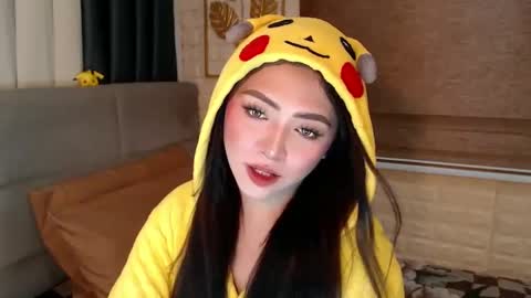 JEN  online show from 01-06-25, 09:19