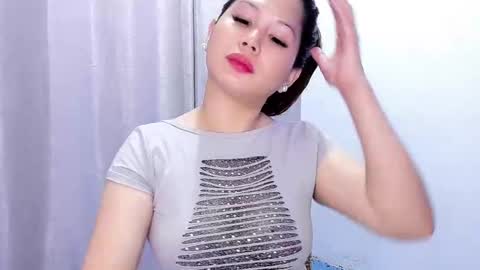 Snapshot of yourdirtyangels chatting on 12-23-24, 10:32 3hi im Angel glad to see you 3 online show from 12-23-24, 10:32