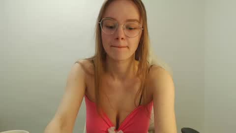 Lana online show from 06-20-26, 08:55