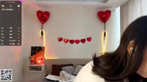 Snapshot of youremilia_ chatting on 02-20-26, 08:16 Emilia online show from 02-20-26, 08:16