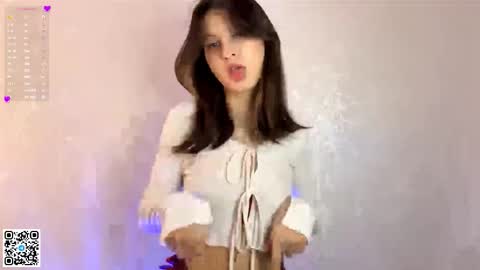 Snapshot of youremilia_ chatting on 03-03-26, 09:15 Emilia online show from 03-03-26, 09:15