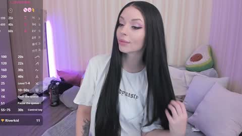 Snapshot of youreyesgazm chatting on 12-09-24, 08:33 Mary online show from 12-09-24, 08:33