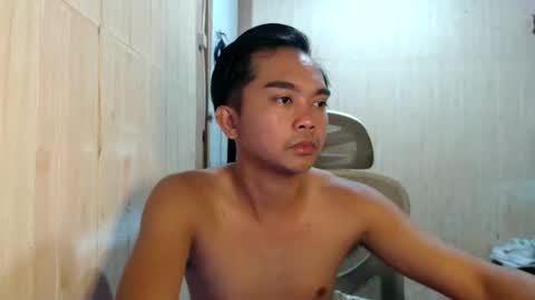 i am your dream boy  JR  online show from 11-17-25, 12:11