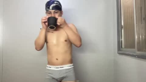 Snapshot of yourfantasyyy_ chatting on 02-26-25, 03:10 yourfantasyyy_ online show from 02-26-25, 03:10