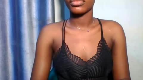 Snapshot of yourfavcamgirl_ chatting on 01-11-26, 05:12 favcamgirl online show from 01-11-26, 05:12