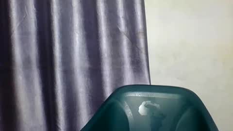 Snapshot of yourfavcamgirl_ chatting on 02-20-26, 08:05 favcamgirl online show from 02-20-26, 08:05