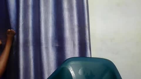 Snapshot of yourfavcamgirl_ chatting on 02-24-26, 06:33 favcamgirl online show from 02-24-26, 06:33