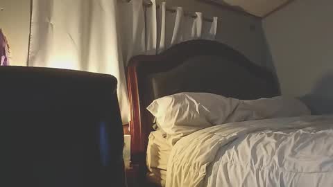 just a pawg and BBC online show from 12-22-25, 03:36