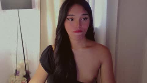 Snapshot of yourfavorateariana chatting on 09-12-25, 01:17 Sweet Ariana online show from 09-12-25, 01:17