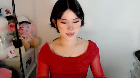 Snapshot of yourfavorateella chatting on 10-10-25, 04:11 PrettyElla online show from 10-10-25, 04:11